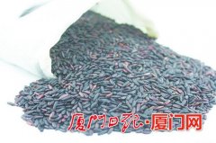 淘米水變黑 人工色素？