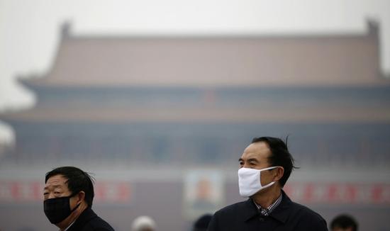 真相！你以為這些口罩都防霾 別逗了 